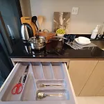 Amazing 1 Bedroom 2 Mins Walk Bts On Nut